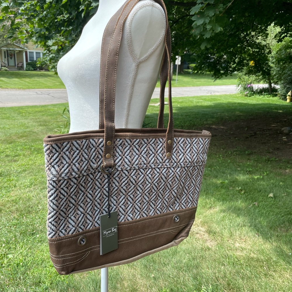 NWT Masterpiece Tote- Genuine leather - Picture 1 of 3